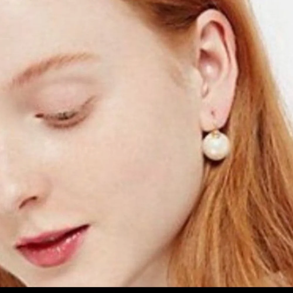 - Kate spade silver earrings - Picture 2 of 4